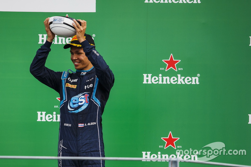 Alexander Albon (22 jaar, Thailand)