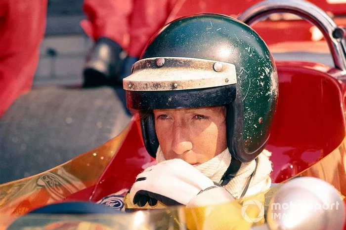 También participó en dos ediciones de las 500 millas de Indianápolis. En 1967, con el chasis Eagle y el motor Ford, Rindt comenzó en el puesto 32 y terminó 24º. Al año siguiente, con el chasis Brabham y el motor Repco, Rindt comenzó en la posición 16, pero cruzó la línea de meta 32º