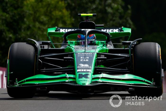 Zhou Guanyu, Stake F1 Team Kick Sauber C44