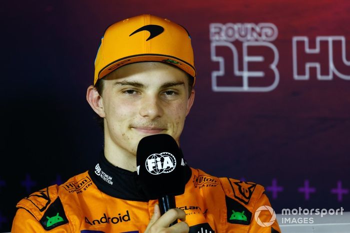 Oscar Piastri, McLaren F1 Team, en la rueda de prensa de clasificación