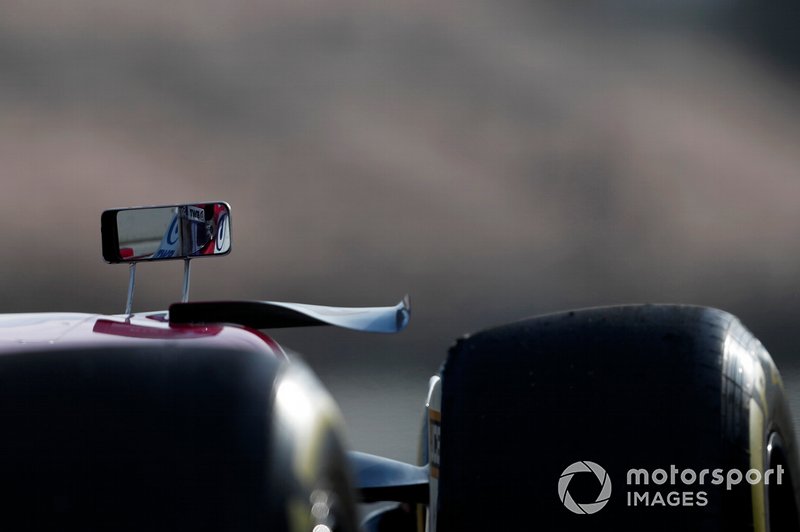 Lance Stroll, Racing Point F1 Team RP19 mirror reflection