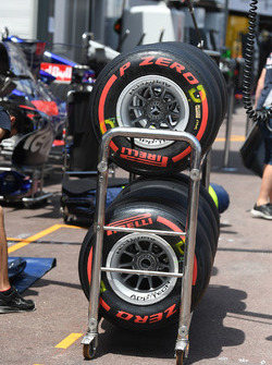 Pirelli tyres