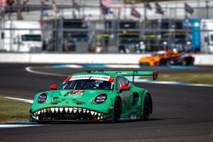 #77 AO Racing Porsche 911 GT3 R: Laurin Heinrich, Klaus Bachler