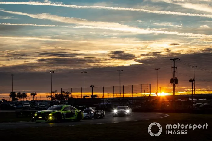 #14 AIM Vasser Sullivan Lexus RC-F GT3, GTD: Parker Chase, Jack Hawksworth, Michael De Quesada, Kyle Busch