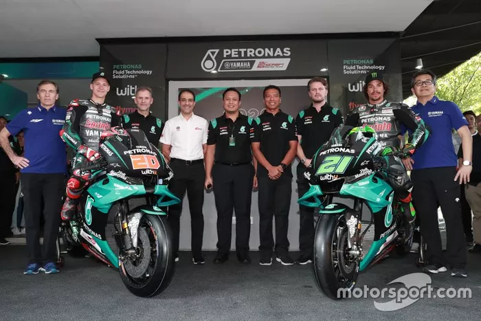Fabio Quartararo, Franco Morbidelli, Petronas Yamaha SRT avec l'équipe