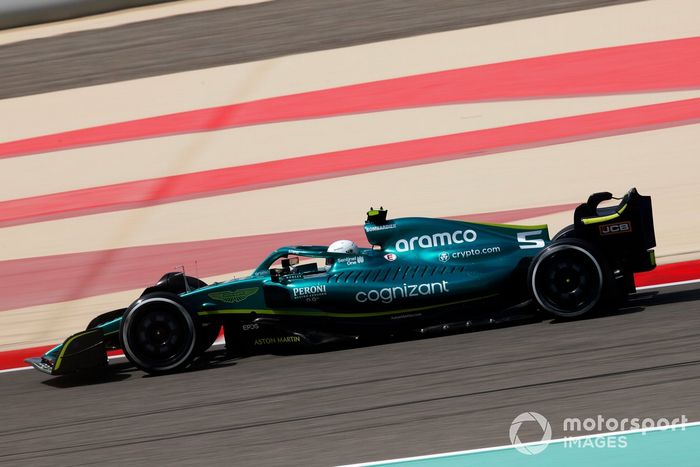 Sebastian Vettel, Aston Martin AMR22