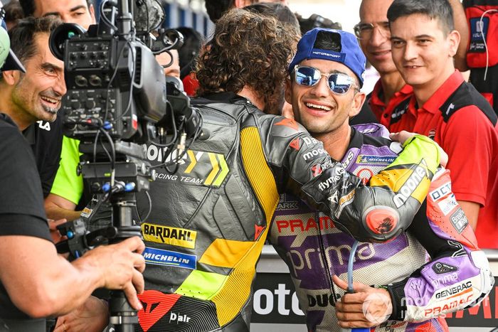Marco Bezzecchi, VR46 Racing Team, Jorge Martin, Pramac Racing