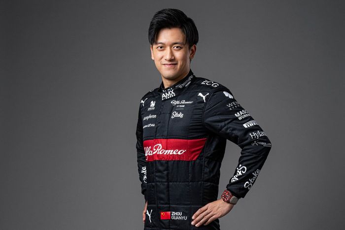 Zhou Guanyu, Alfa Romeo