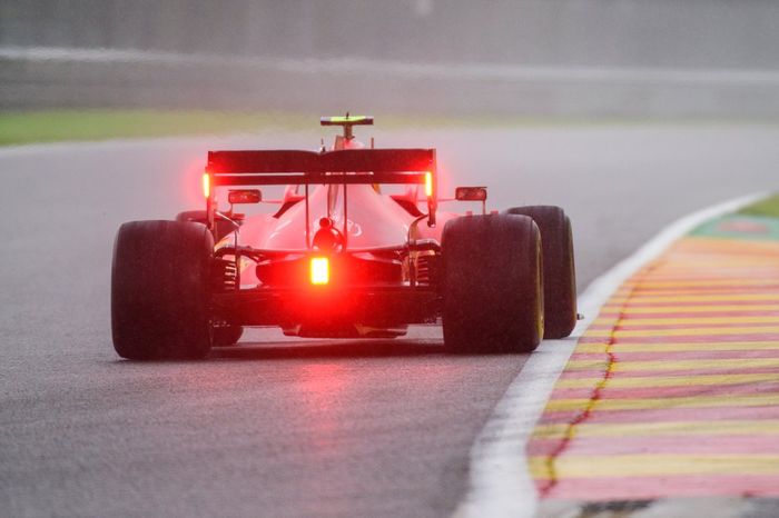 Carlos Sainz Jr., Ferrari SF21