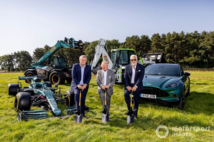 Otmar Szafnauer, Team Principal and CEO, Aston Martin F1, Anthony Bamford, chairman of JCB, and Lawrence Stroll, Owner, Aston Martin F1