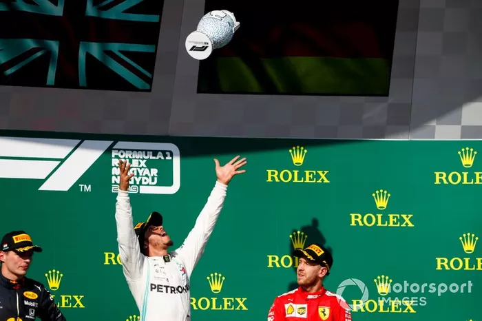 2019: Lewis Hamilton, Mercedes AMG W10 Hybrid