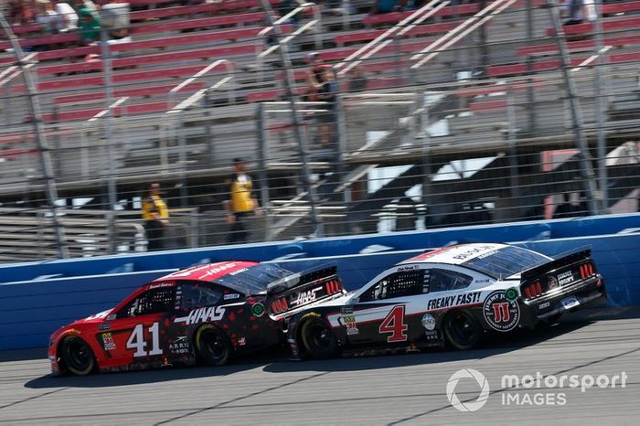 Kevin Harvick, Stewart-Haas Racing, Ford Mustang Jimmy John's Daniel Suarez, Stewart-Haas Racing, Ford Mustang Haas Automation