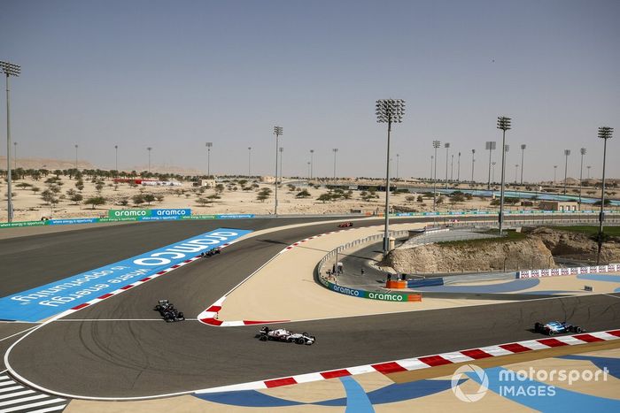 Esteban Ocon, Alpine A521, Antonio Giovinazzi, Alfa Romeo Racing C41, Yuki Tsunoda, AlphaTauri AT02 y Lance Stroll, Aston Martin AMR21