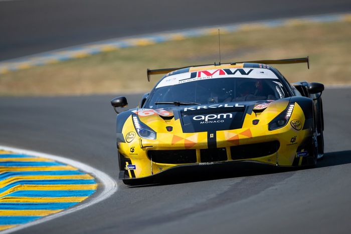 #66 JMW Motorsport Ferrari 488 GTE EVO de Thomas Neubauer, Louis Prette, Giacomo Petrobelli