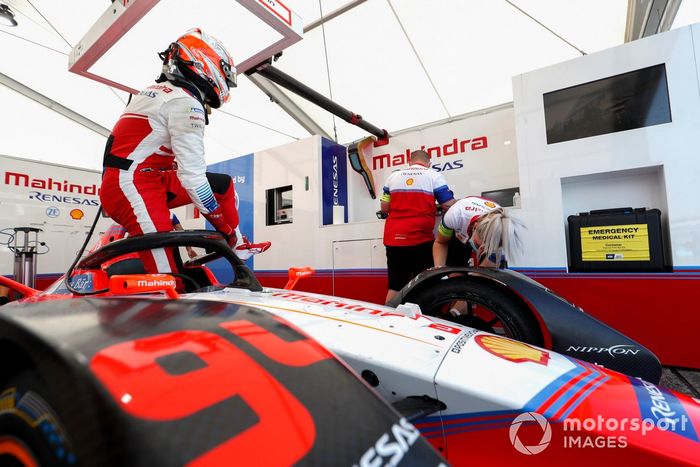 Alex Lynn, Mahindra Racing