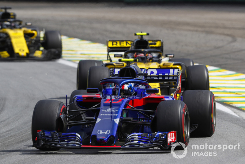 П'єр Гаслі, Toro Rosso STR13, попереду суперників