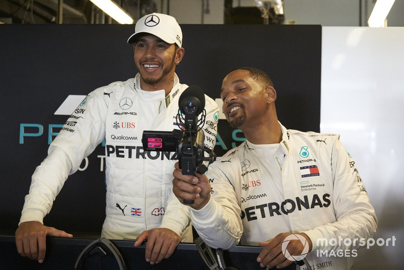 Lewis Hamilton, Mercedes AMG F1 és  Will Smith