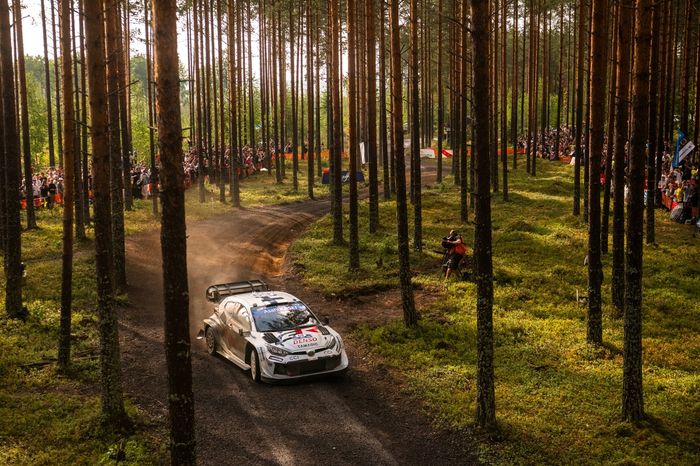 Калле Рованпера, Джонна Хальттунен, Toyota Gazoo Racing Wrt Toyota Gr Yaris Rally1