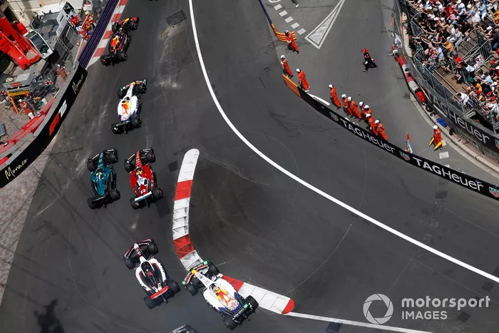 Lewis Hamilton, Ferrari, Max Verstappen, Red Bull Racing, Fernando Alonso, Aston Martin Racing, Isack Hadjar, Racing Bulls Team
