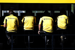 Renault Sport F1 Team pit gantry