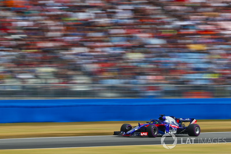 17: Brendon Hartley, Toro Rosso STR13, 1'14.045