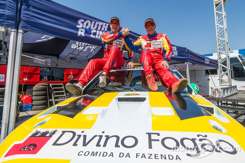 Nas UTVs, mesmo sem os atuais campeões, a categoria será a única com dois conjuntos. No Can-Am #356, Reinaldo Varela vai pilotar e Gustavo Gugelmin ficará responsável pela navegação.
