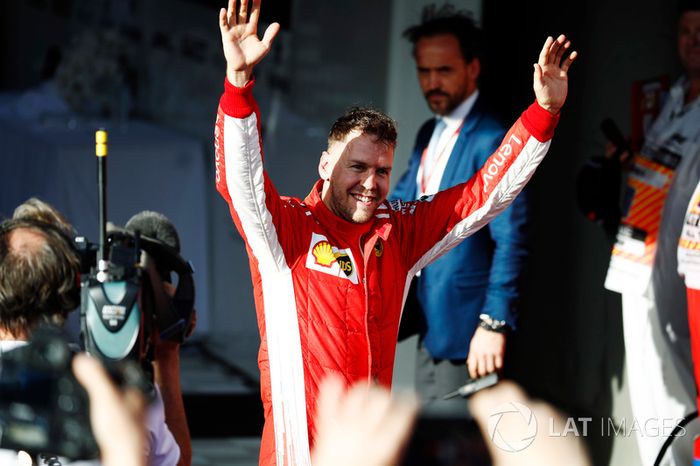 Sebastian Vettel, Ferrari, celebra