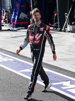 Race retiree Romain Grosjean, Haas F1
