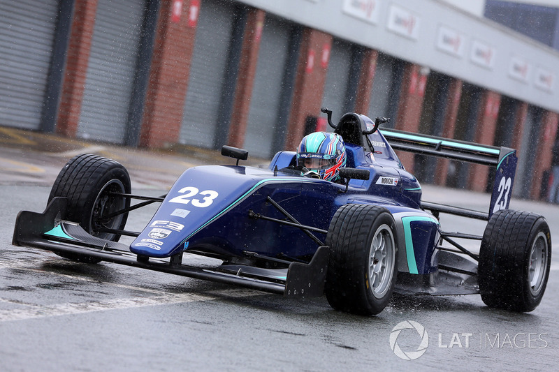 Billy Monger makes his single seater racing car comeback by testing a Carlin run MSV Formula 3 car