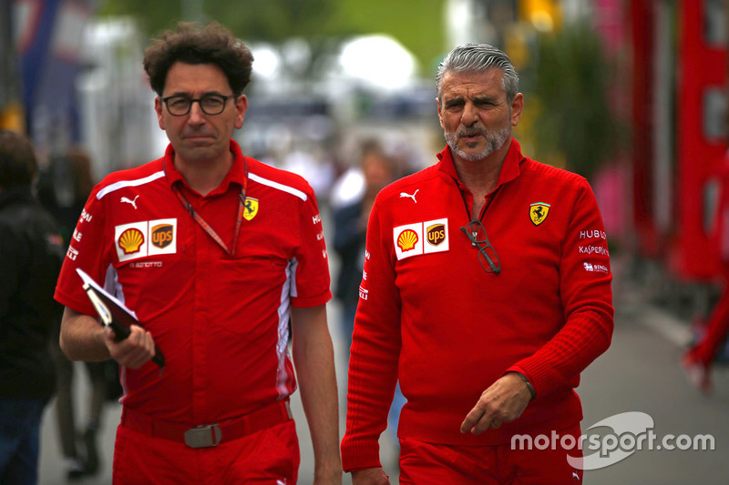 Maurizio Arrivabene, Ferrari, ve Mattia Binotto, Ferrari