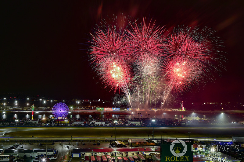 Track overview fireworks atmosphere