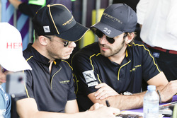 Andre Lotterer, Techeetah, Jean-Eric Vergne, Techeetah, en la sesión de autógrafos