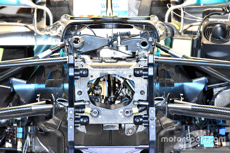 Mercedes AMG F1 W09 chasis frontal
