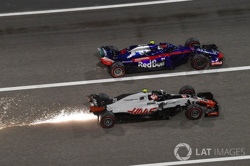 Kevin Magnussen, Haas F1 Team VF-18 et Pierre Gasly, Scuderia Toro Rosso STR13