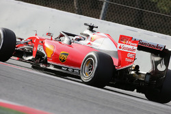 Кими Райкконен, Ferrari SF16-H испытывает систему закрытого кокпита