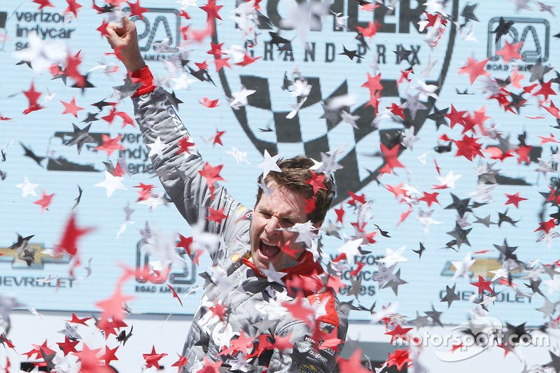 Race winner Will Power, Team Penske Chevrolet