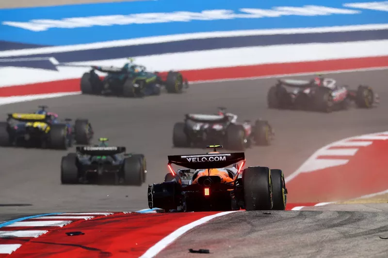 Lando Norris, McLaren crash