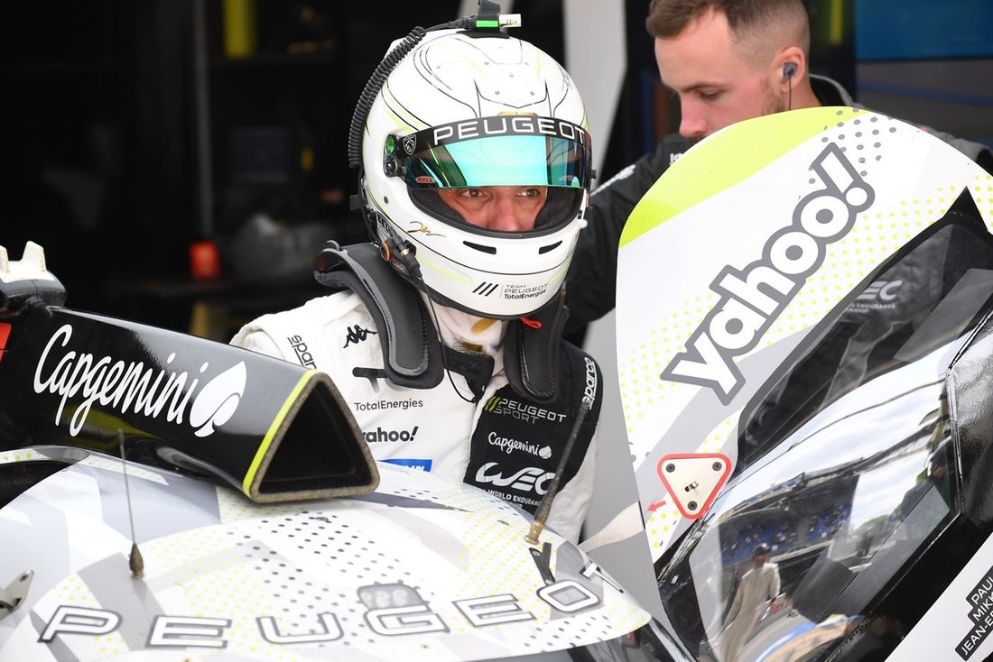 #93 Peugeot Totalenergies Peugeot 9x8: Jean-Eric Vergne