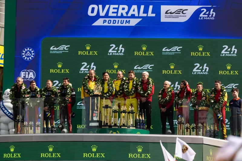 Podium : Vainqueur de la course #83 AF Corse Ferrari 499P : Robert Kubica, Yifei Ye, Philip Hanson, deuxième place #6 Porsche Penske Motorsport Porsche 963 : Kevin Estre, Laurens Vanthoor, Matt Campbell, troisième place #51 Ferrari AF Corse Ferrari 499P