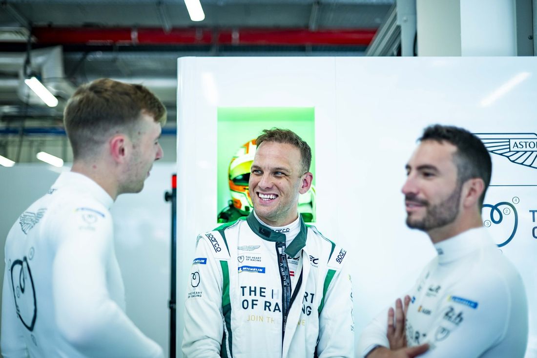 #009 Aston Martin Thor Team Aston Martin Valkyrie: Alex Riberas, Marco Sorensen, Roman De Angelis