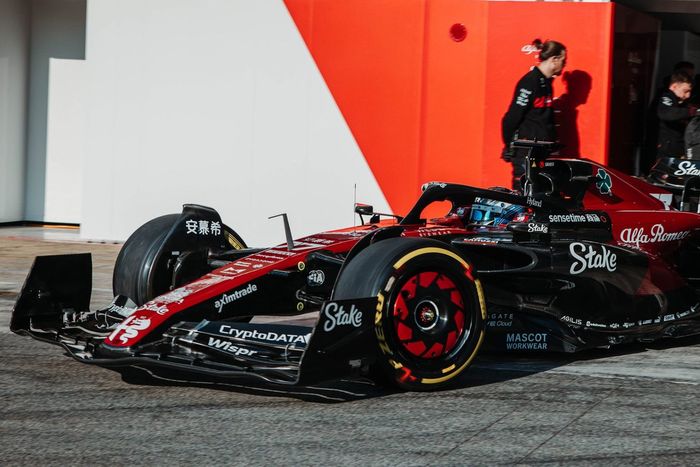 El Alfa Romeo C43 en Barcelona