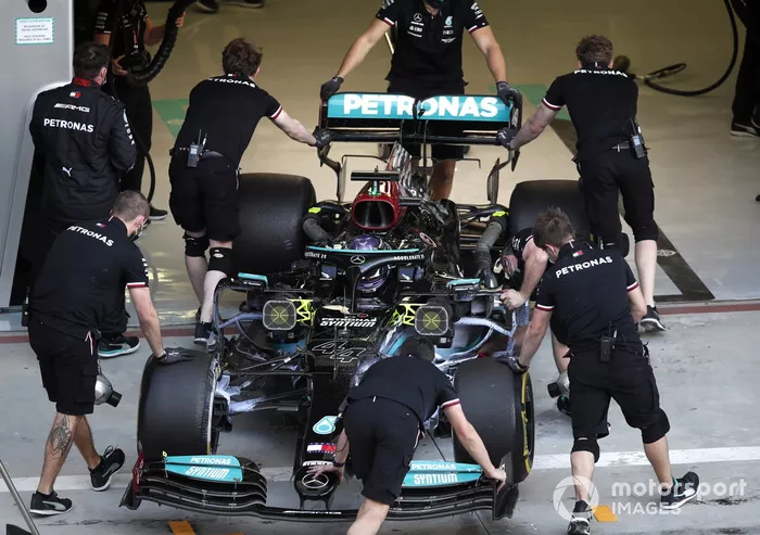Lewis Hamilton, Mercedes W12 