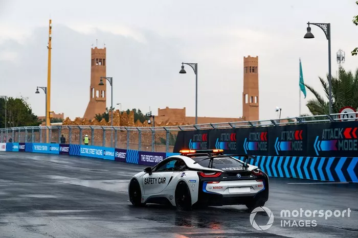 Qualcomm BMW i8 Safety car 