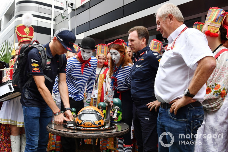 Макс Ферстаппен, Red Bull Racing, святкує день народження
