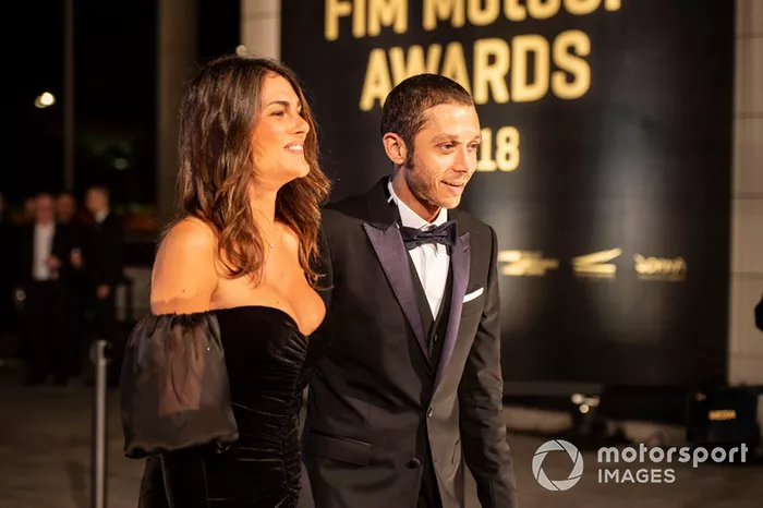 Valentino Rossi, Yamaha Factory Racing et sa petite amie