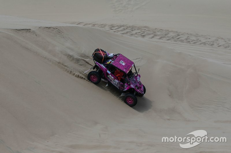 #371 Yamaha: Camelia Liparoti, Rosa Romero