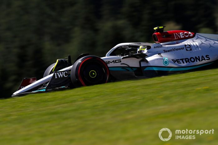 Lewis Hamilton, Mercedes W13