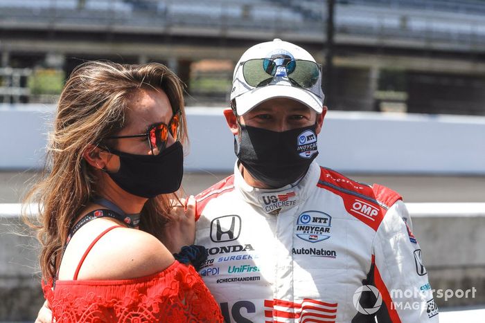 Marco Andretti, Andretti Herta with Marco & Curb-Agajanian Honda, celebra la pole position