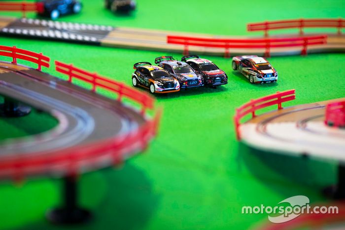 Slot cars