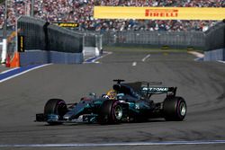 Lewis Hamilton, Mercedes AMG F1 W08